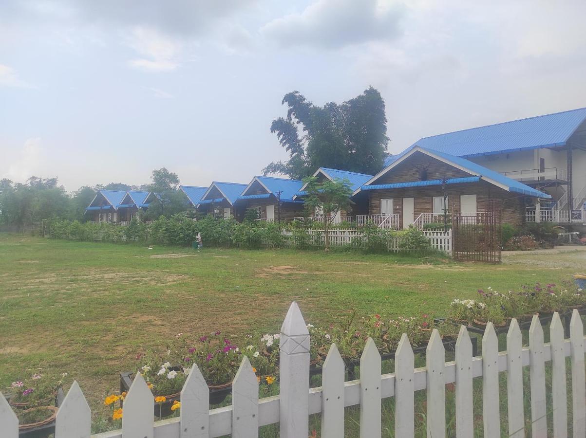 Changs Resort Kaharpara Экстерьер фото